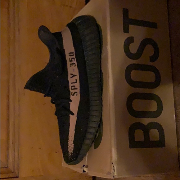 Yeezy Boost 350 V2 “Copper” - Picture 3 of 3